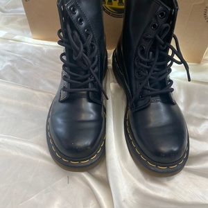 Dr Marten 1460W